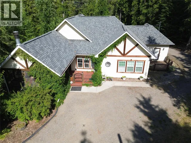 1615 Beech Road, Christina Lake, British Columbia V0H1E0