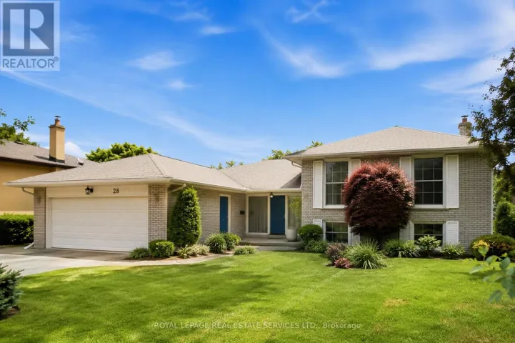 28 BEMERSYDE DRIVE, Toronto (Princess-Rosethorn), Ontario M9A2S8