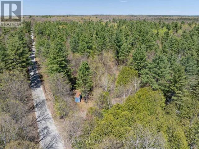 1088 KASHWAKAMAK LAKE ROAD, Frontenac (Frontenac North), Ontario K0H1B0