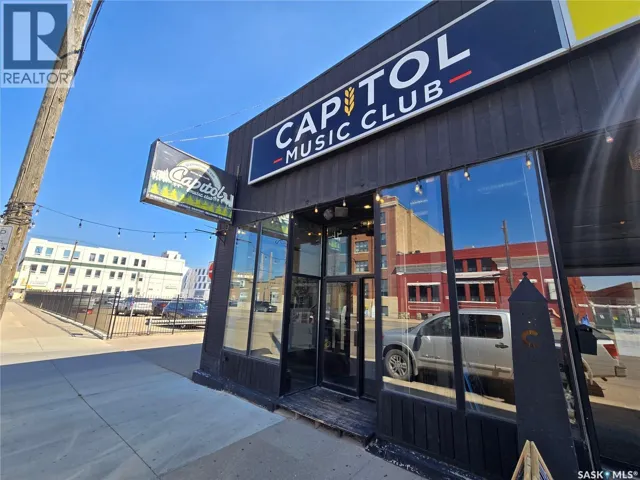 244 1st AVENUE N, Saskatoon, Saskatchewan S7K1X1