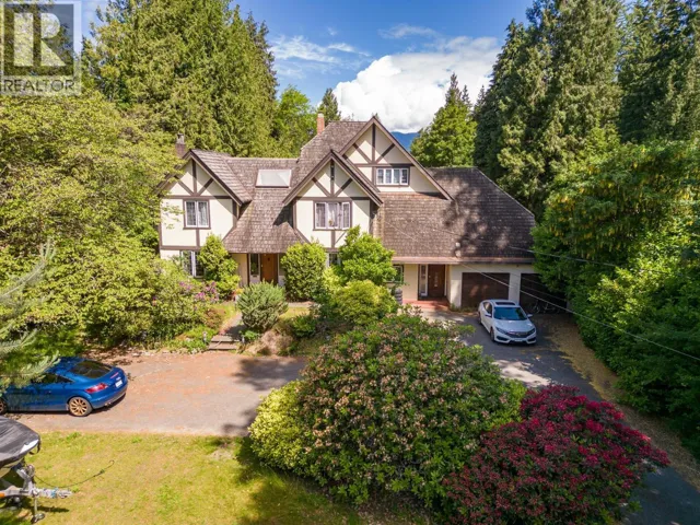4755 W 4TH AVENUE, Vancouver, British Columbia V6T1C3