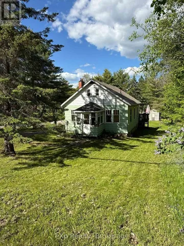 90 JOSEPH STREET, Muskoka Lakes (Medora), Ontario P0B1J0