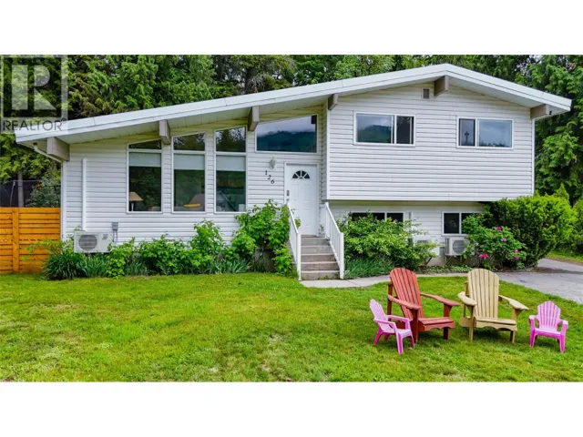 126 Bernard Nelson Crescent, Revelstoke, British Columbia V0E2S0