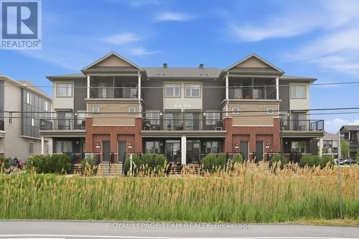 718 LAPLAND PRIVATE, Ottawa, Ontario K2V0S4