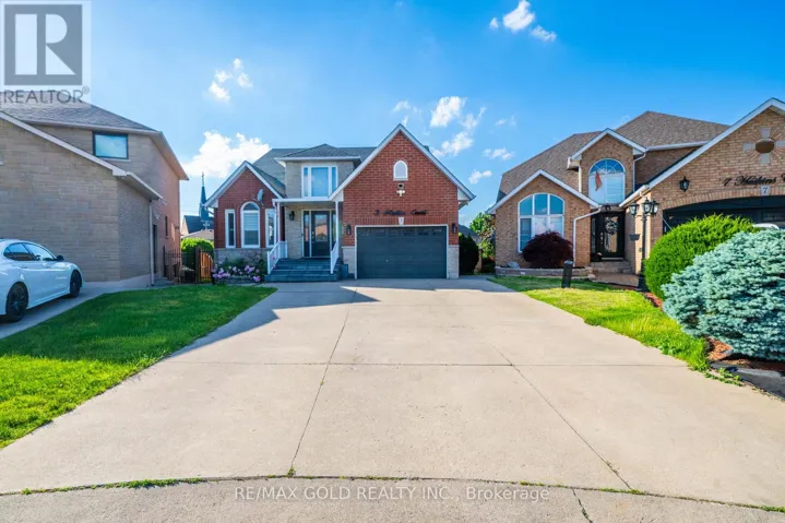 3 HASKINS COURT, Hamilton (Red Hill), Ontario L8K6R1