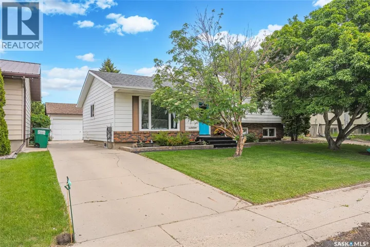 162 Makaroff ROAD, Saskatoon, Saskatchewan S7L6J9