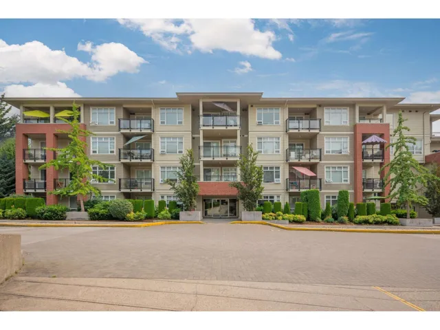 B208 20211 66TH AVENUE, Langley, British Columbia V2Y0L4