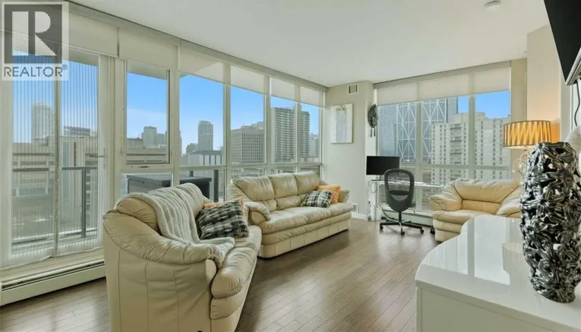 807, 325 3 Street SE, Calgary, Alberta T2G0T9