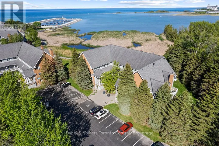 8 – 2 RAMBLING WAY, Collingwood, Ontario L9Y5C6