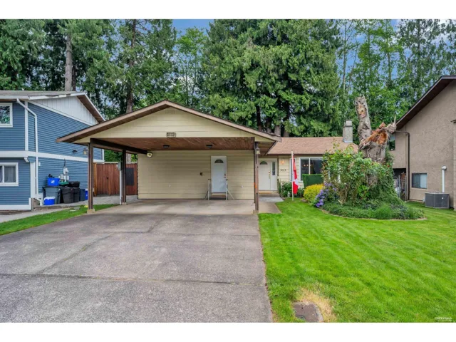 5015 204 STREET, Langley, British Columbia V3A7J9