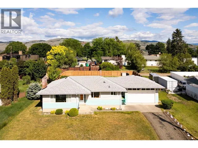 1807 27 Crescent, Vernon, British Columbia V1T1R3