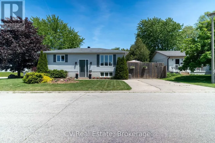 1 BIRCHWOOD COURT, Meaford, Ontario N4L1T9