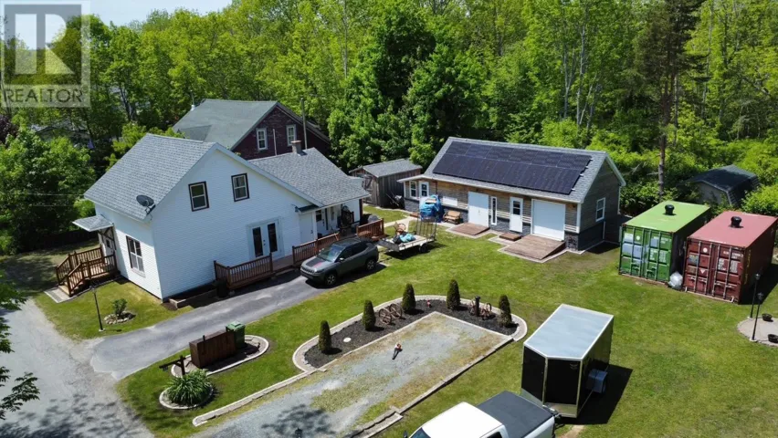 22 Forest Street, Milton, Nova Scotia B0T1P0