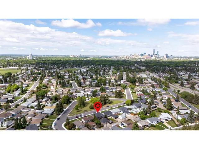 6504 97 AV NW, Edmonton, Alberta T6B1C5