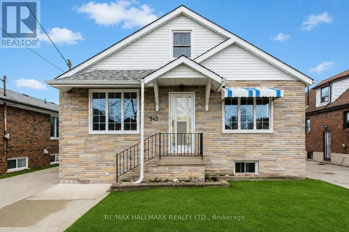 945 GLENCAIRN AVENUE, Toronto (Yorkdale-Glen Park), Ontario M6B2A6