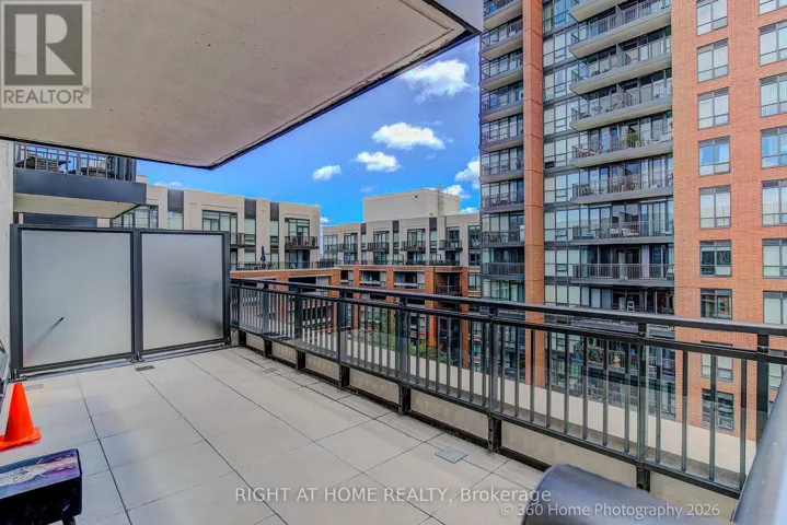 729 - 36 VIA BAGNATO, Toronto (Yorkdale-Glen Park), Ontario M6A0B7