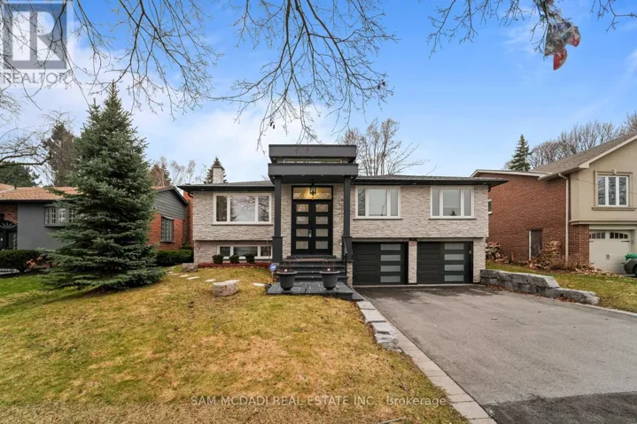 1434 PETRIE WAY, Mississauga (Clarkson), Ontario L5J1G5