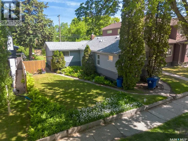 712 31st STREET W, Saskatoon, Saskatchewan S7L0R6