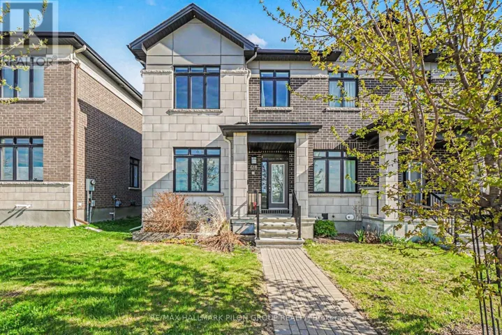 618 MIKINAK ROAD, Ottawa, Ontario K1K3X7