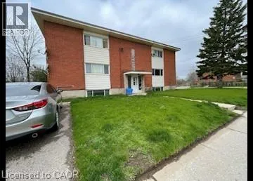 142 FOURTH Avenue Unit# 1B, Kitchener, Ontario N2C1P1