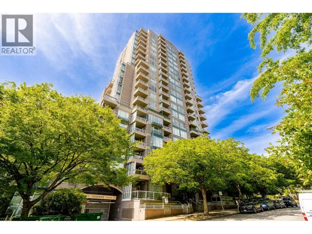 504 5189 GASTON STREET, Vancouver, British Columbia V5R6C7