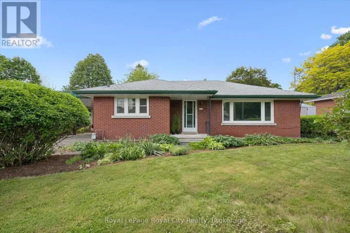 4 CAMPION AVENUE, Guelph (Exhibition Park), Ontario N1H5L3