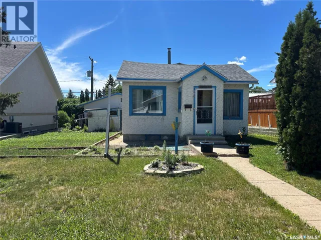 929 Brown STREET, Moose Jaw, Saskatchewan S6H2Z1