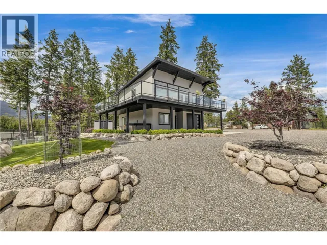 7210 Dunwaters Road, Kelowna, British Columbia V1Z3W5