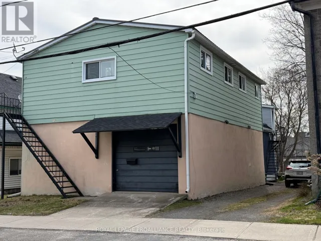 125 JAMES STREET W, Brockville, Ontario K6V4A3