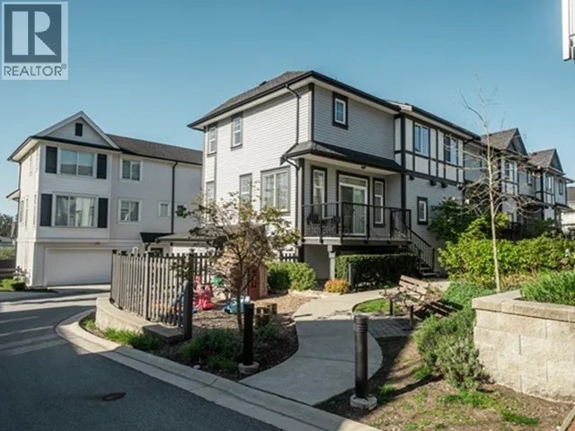 37 11272 240 STREET, Maple Ridge, British Columbia V2W0J8
