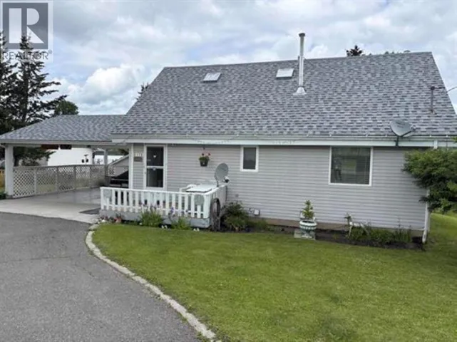 6179 HUNT ROAD, 100 Mile House, British Columbia V0K2E3