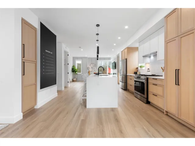 55 20763 76 AVENUE, Langley, British Columbia V2Y3N8