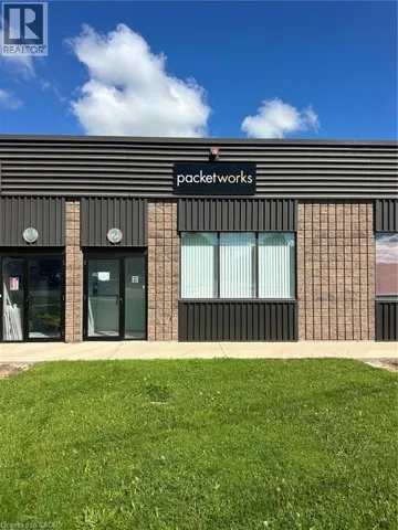 160 FROBISHER Drive Unit# 2, Waterloo, Ontario N2V2B1