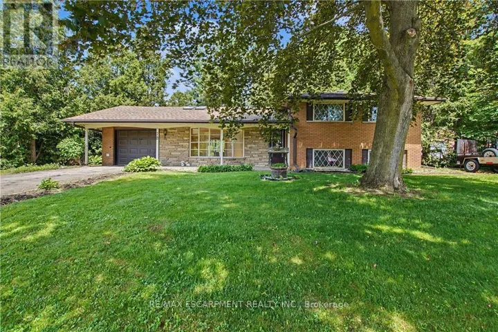 78 CHRISTOPHER DRIVE, Hamilton (Kennedy), Ontario L9B1G8