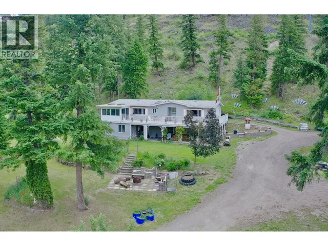 1120 Yellowhead Highway S, McLure, British Columbia V0E2H0