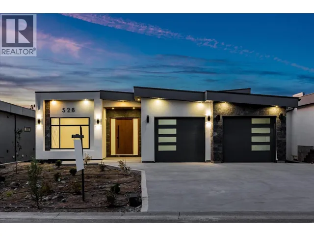 528 Hawes Court, Kelowna, British Columbia V1W5C5