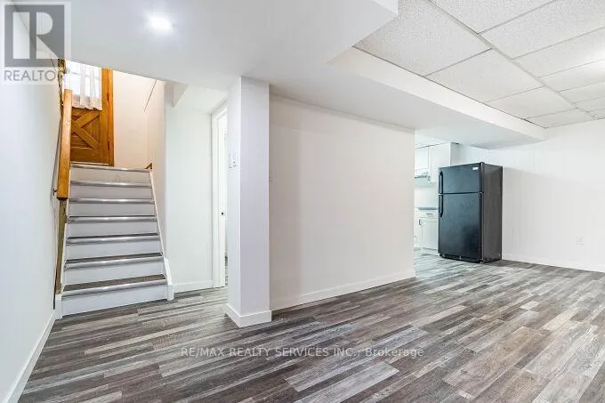 68 RYMAL ROAD E, Hamilton (Allison), Ontario L9B1C1