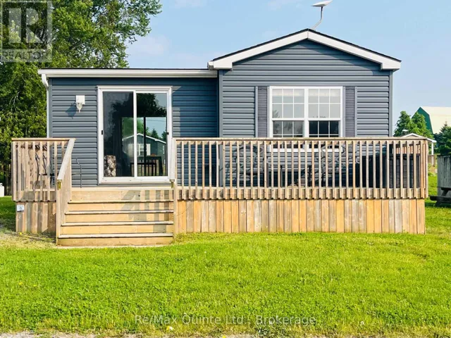 8 CRICKET LN - 486 COUNTY ROAD 18, Prince Edward County (Athol Ward), Ontario K0K1P0