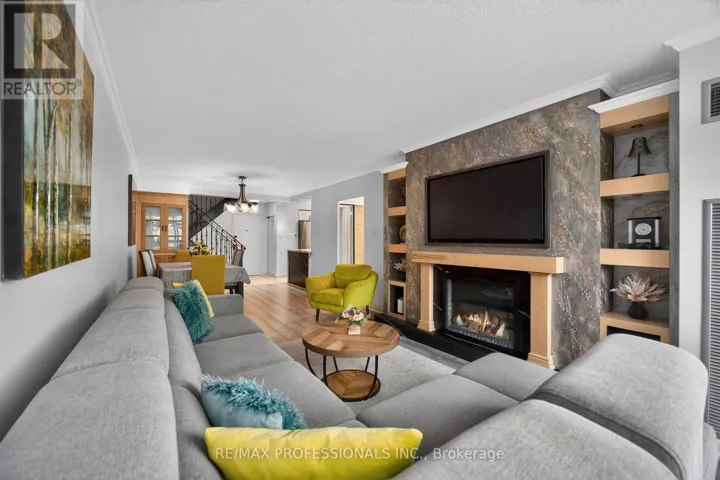 209 - 366 THE EAST MALL, Toronto (Islington-City Centre West), Ontario M9B6C4