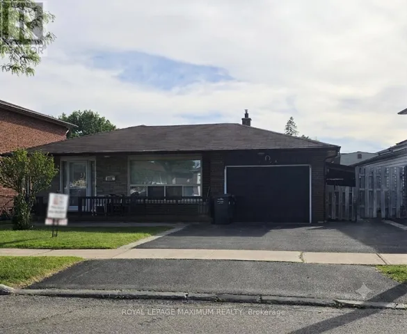 4254 BRANDON GATE DRIVE, Mississauga (Malton), Ontario L4T3K4