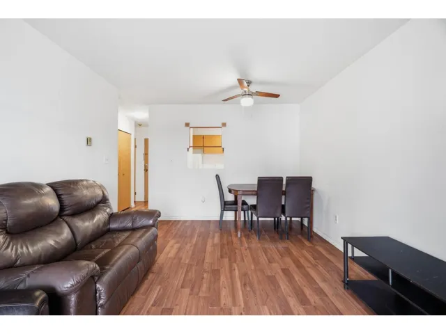 309 45744 SPADINA AVENUE, Chilliwack Downtown, Chilliwack, British Columbia V2P1T6