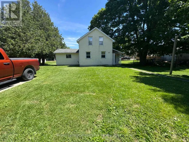 43 CLINTON STREET, South Bruce, Ontario N0G2S0