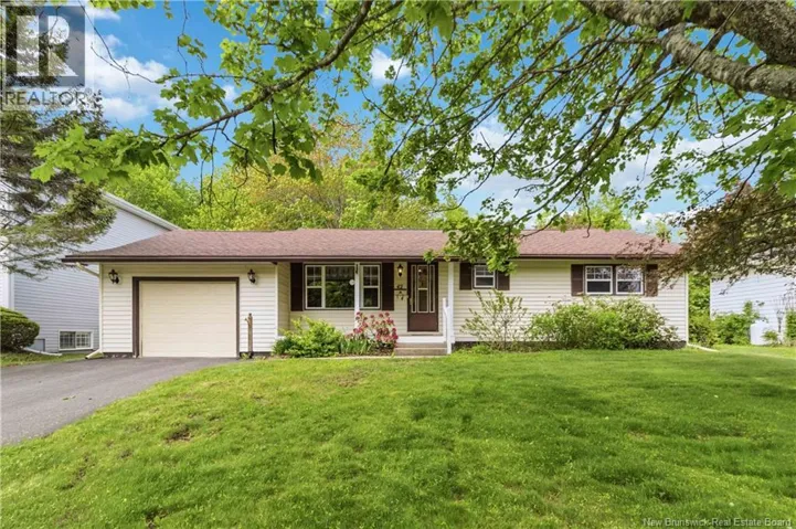 42 Goldsboro Avenue, Riverview, New Brunswick E1B4K4