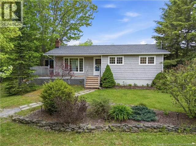809 Pine Glen Road, Riverview, New Brunswick E1J1R7