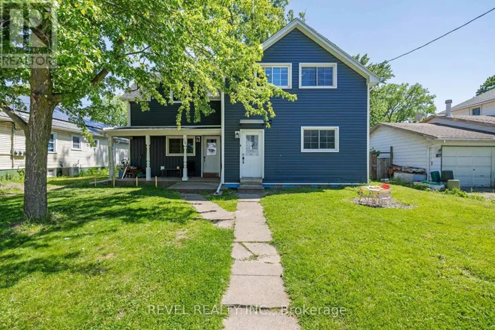 54 CHESTNUT STREET E, St. Catharines (Secord Woods), Ontario L2T1H1
