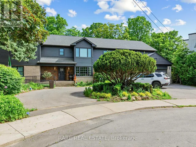 LOWER - 2 LEANDER COURT, Toronto (O'Connor-Parkview), Ontario M4B2W1
