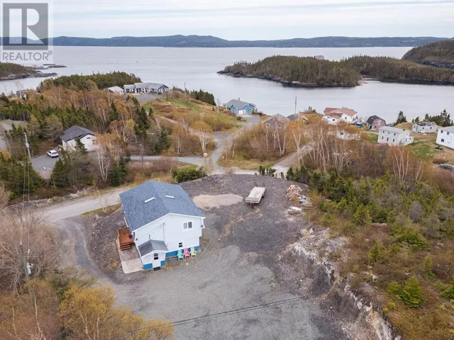 132 Main Street, Happy Adventure, Newfoundland & Labrador A0G1Z0