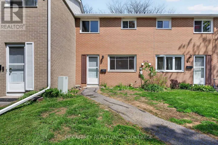 45 - 258 QUEEN MARY ROAD, Kingston (Central City West), Ontario K7M2B2