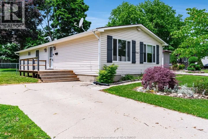 302 Summerset AVENUE, Kingsville, Ontario N9Y2B9