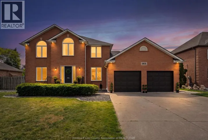 162 MARTIN DRIVE, Lakeshore, Ontario N8L0Z6